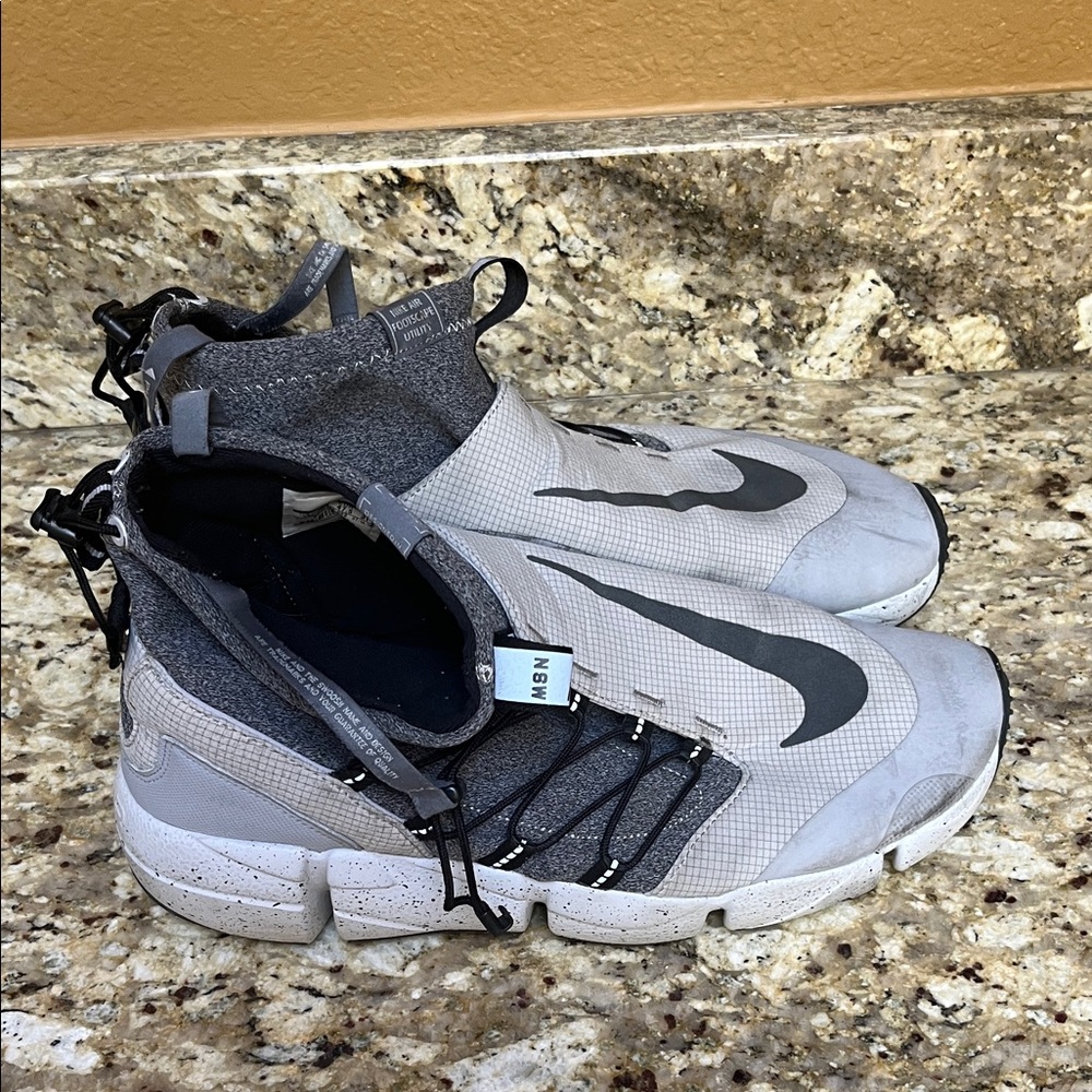 Nike Gray and Black Men's Sneakers